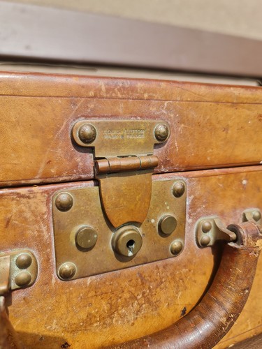 Malle valise ancienne - en, cuir