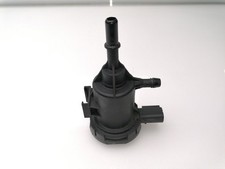 A0014760532 POMPE À EAU /