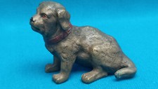 PETIT BRONZE POLYCHROME DE VIENNE REPRÉSENTANT UN CHIEN ASSIS