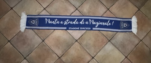 Echarpe bastia nantu - nantu, À