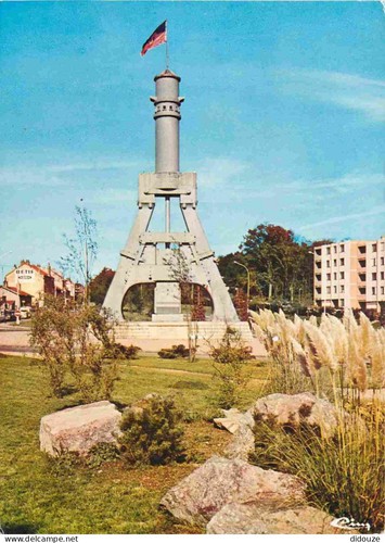 Carte postale le - 71,