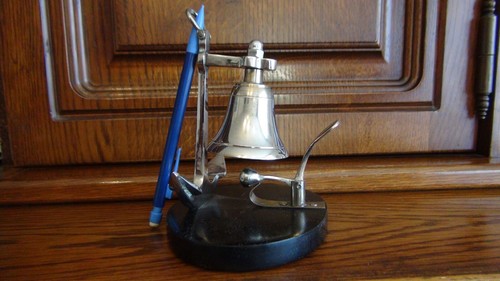 Cloche sonnette de comptoir - /,