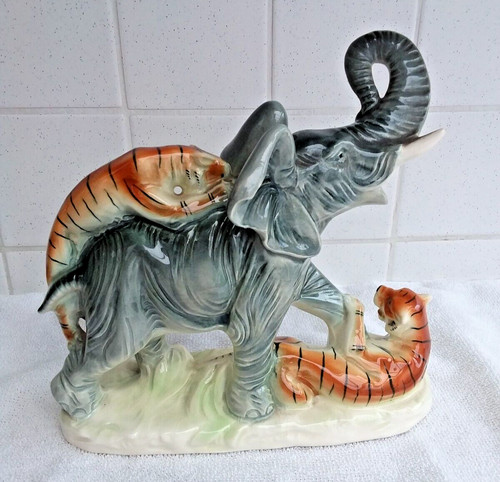 Ancienne figurine porcelaine - ,