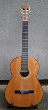 Vend guitare classique Admira
