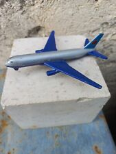 JOUET MINIATURE MAJORETTE TM AVION BOEING 767 SKY JET
