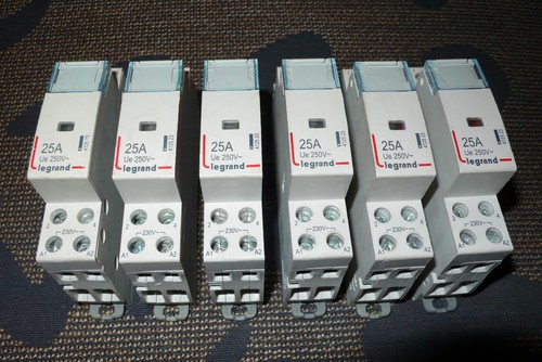 Contacteur 25a 2contacts - 2contacts, a