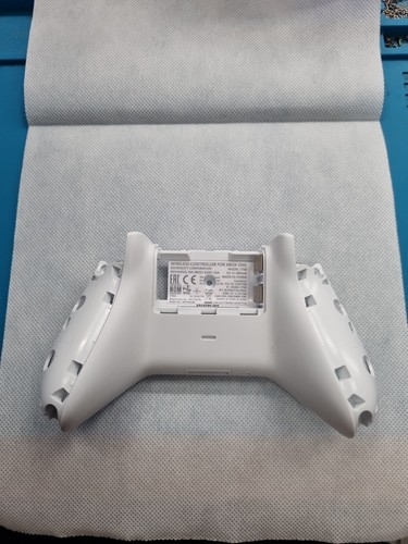 Coque arriere plastique - coque,