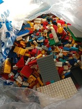 LEGO Et Autres LOT Ancien VRAC PRES 5,9 KILOS BRIQUES DIVERSES PLAQUES  CORRECT