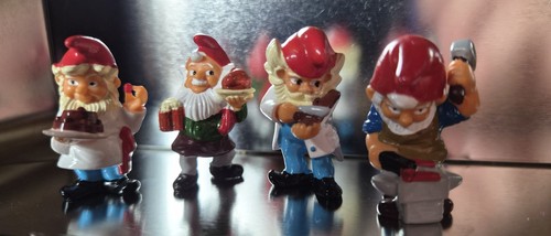 Lot figurines kinder - lot,