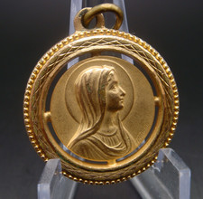 Pendentif médaille religieuse