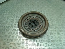 VOLANT MOTEUR BI-MASSE Volkswagen Scirocco (137/13AD) 2011 105266CM