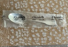 CUILLERE A THE EN METAL