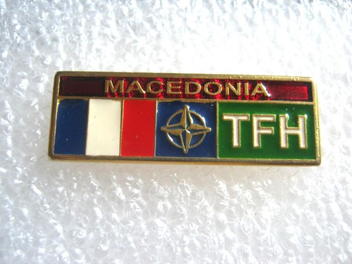 Rare ancien pins des - rare,