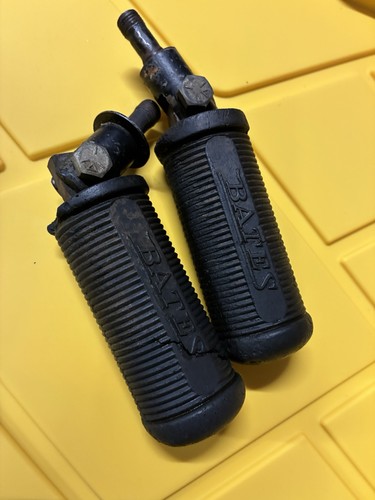 Bates footpeg foot - foot, pegs