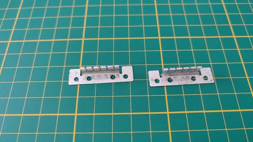 Lot deux supports gris pièce - supports,
