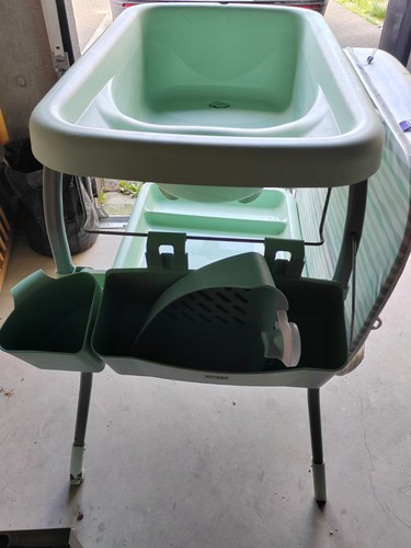 Table langer bébé avec - à,