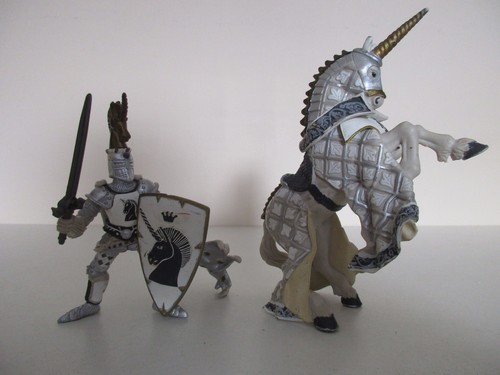 Figurine maître des armes - maÎtre,