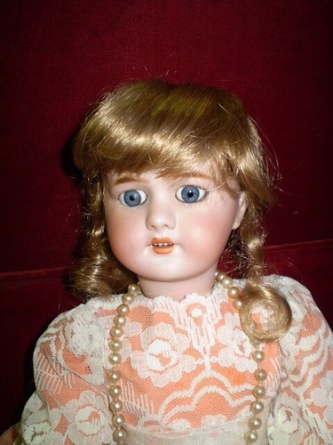 Perruque pour poupee - pour,