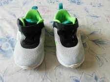 Basket Légère Noir /Gris