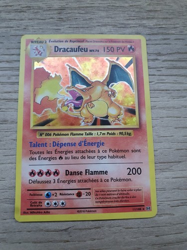 Carte pokémon dracaufeu - dracaufeu, holo