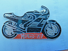  PIN'S MOTO  / NORTON F1  /