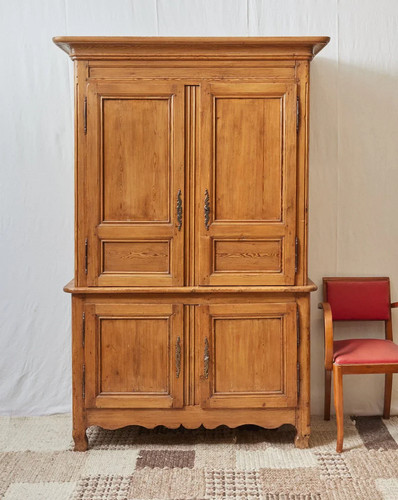 Gilbert buffet deux corps - deux,