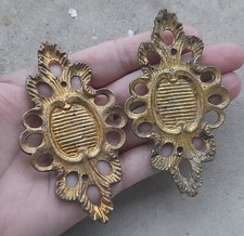 2 Anciens éléments décorations bronze ou laiton pour meubles, pendule.... n°5A