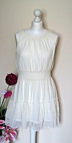 Vêtement occasion femme - ,