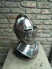 Casque Fermé De Chevalier