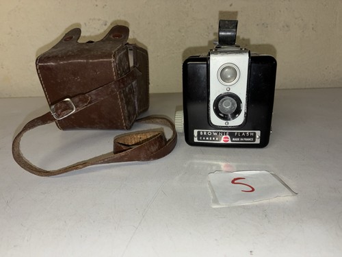 Brownie flash camera kodak vtg - brownie,