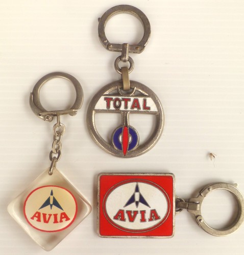 Porte clé 1960 total avia - 3,