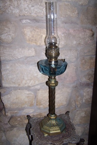 Belle lampe petrole - lampe, marque