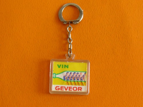 Porte cles 1960 1970 - porte-cles, vin