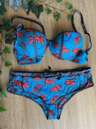 Ensemble undiz poisson - ensemble, 🏝️