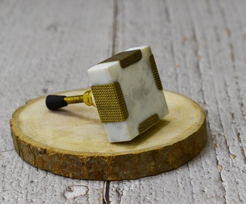Bouton moderne pierre - bouton,