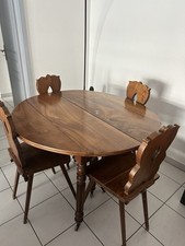Table ancien avec chaises - table,