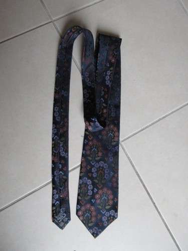 Cravate yves saint - saint, laurent