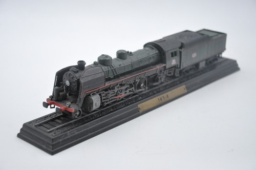 Ancienne locomotive 141 - -, r