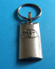 Porte clé automobile TOYOTA Chalons