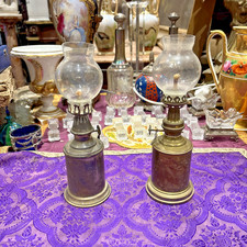 2 anciennes lampes pigeon hirondelle en cuivre et leur verre  epoque 1900