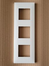 1 PLAQUE 3 POSTES - BLANC - ESPACE EVOLUTION - ARNOULD 64403