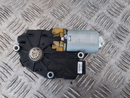 Moteur toit ouvrant