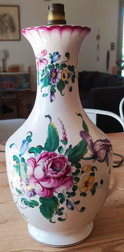 Grand pied lampe début - pied,