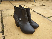 Chaussures femme - Talons noirs - New Look - Taille UK 7, utilisées trois fois