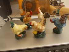 Lot 5 figurines coqs, poules
