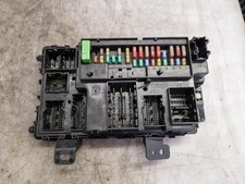 Bo�te � fusibles Ford