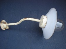 Ancienne lampe col de cygne cour ferme usine déco loft