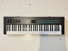 Clavier synthétiseur YAMAHA