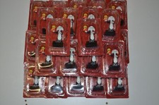 LOT DE 25 FIGURINES WARNER