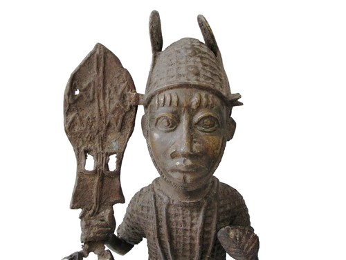 Statue africaine bronze